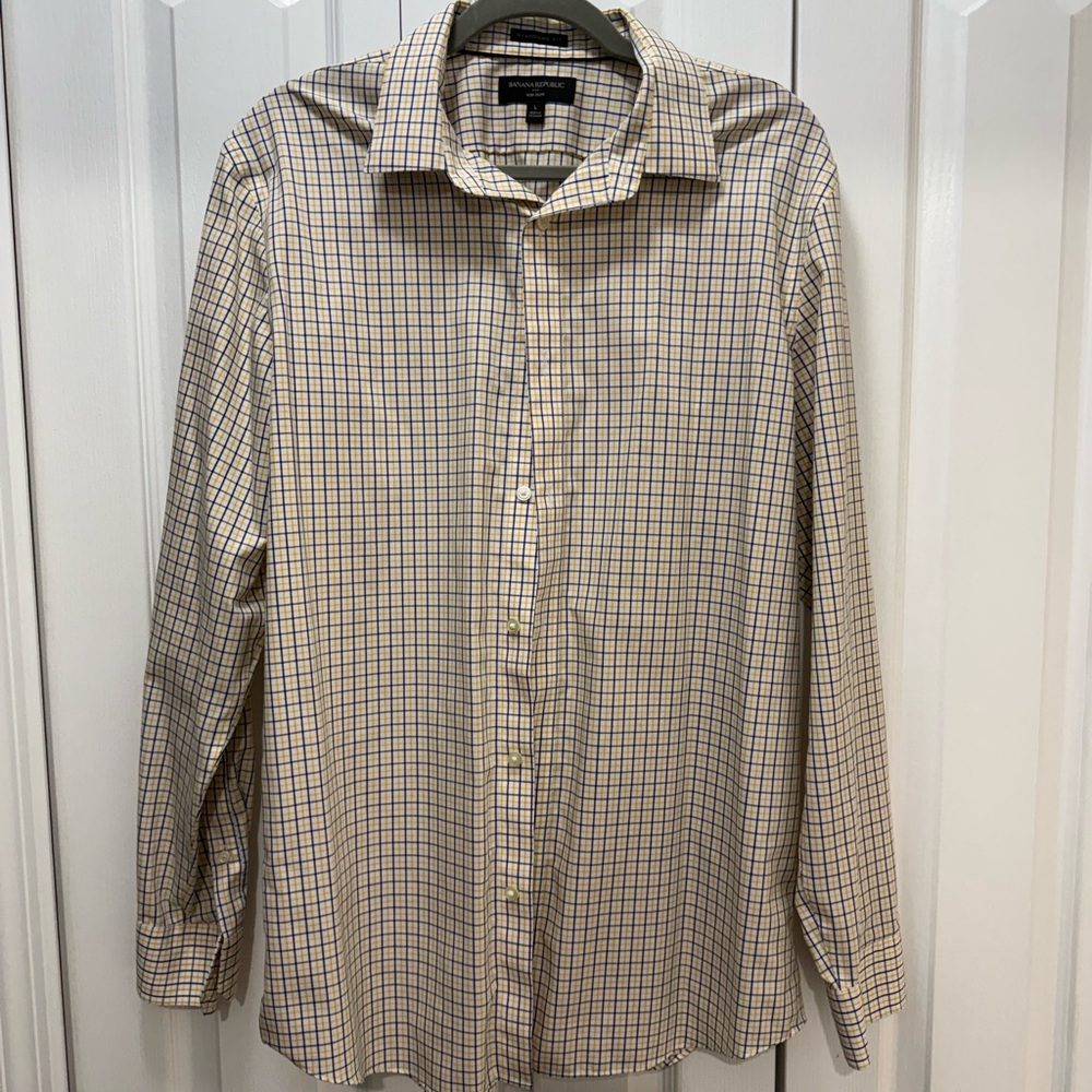 Banana Republic Men's Plaid Shirt - Cream and Brown